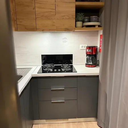 Mobile Loren Kamp alanı Biograd Na Moru