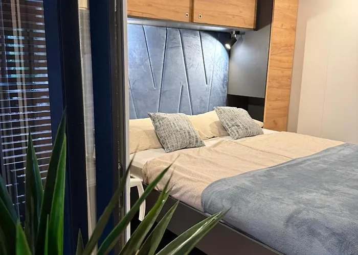 Mobile Loren אתר קמפינג ביוגראד נה מורו