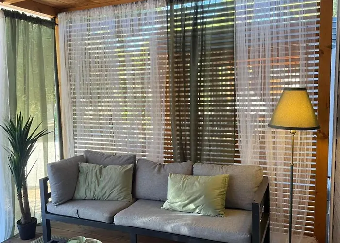 אתר קמפינג Mobile Loren ביוגראד נה מורו