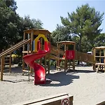 Mobile Loren Biograd na Moru